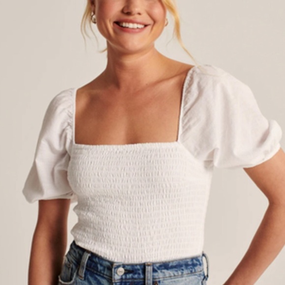 Abercrombie | Smocked Puff Sleeve Top